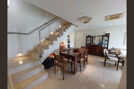 Apartamento à venda com 3 quartos, 280m² em Icaraí, Niterói