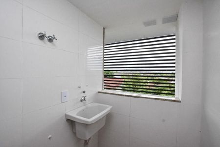 Apartamento à venda com 2 quartos, 76m² em Piratininga, Niterói