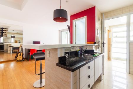 Apartamento à venda com 92m², 2 quartos e 2 vagasCozinha