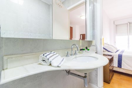 Apartamento à venda com 92m², 2 quartos e 2 vagasBanheiro da Suíte 2