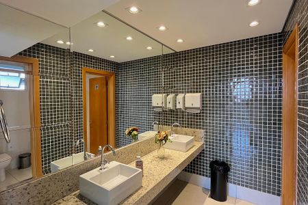 Apartamento para alugar com 249m², 3 quartos e 2 vagas Apartamento para alugar com 249m², 3 quartos e 2 vagasÁrea comum - Salão de festas