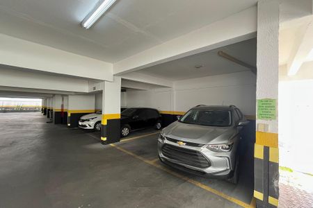 Apartamento para alugar com 249m², 3 quartos e 2 vagas Apartamento para alugar com 249m², 3 quartos e 2 vagasGaragem