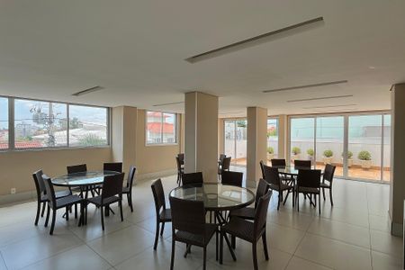 Apartamento para alugar com 249m², 3 quartos e 2 vagas Apartamento para alugar com 249m², 3 quartos e 2 vagasÁrea comum - Salão de festas
