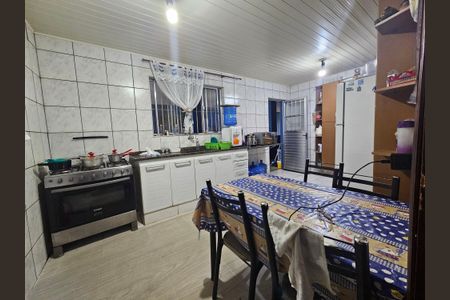 Casa à venda com 560m², 8 quartos e 10 vagas Casa à venda com 560m², 8 quartos e 10 vagasCozinha