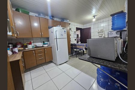 Casa à venda com 560m², 8 quartos e 10 vagas Casa à venda com 560m², 8 quartos e 10 vagasCozinha