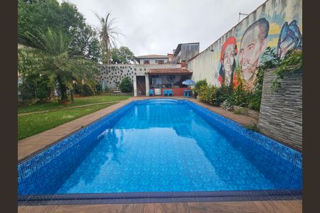Casa à venda com 560m², 8 quartos e 10 vagas Casa à venda com 560m², 8 quartos e 10 vagasPiscina