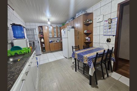 Casa à venda com 560m², 8 quartos e 10 vagas Casa à venda com 560m², 8 quartos e 10 vagasCozinha