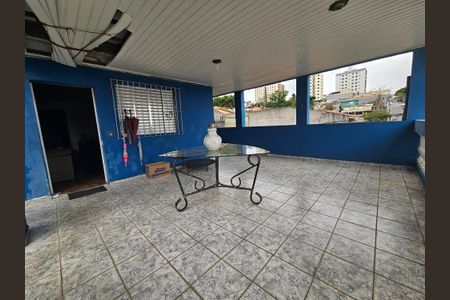 Casa à venda com 560m², 8 quartos e 10 vagas Casa à venda com 560m², 8 quartos e 10 vagasQuintal