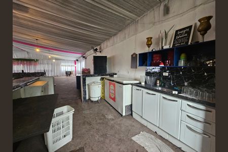 Casa à venda com 560m², 8 quartos e 10 vagas Casa à venda com 560m², 8 quartos e 10 vagasChurrasqueira