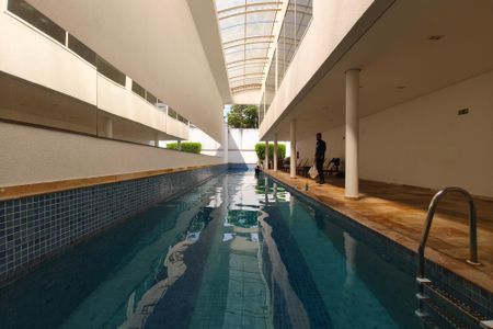 Apartamento para alugar com 104m², 2 quartos e 2 vagas Apartamento para alugar com 104m², 2 quartos e 2 vagasÁrea comum - Piscina