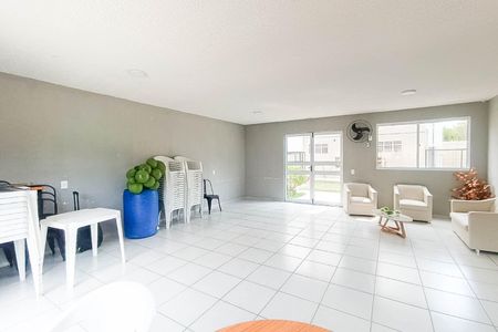 Apartamento para alugar com 48m², 2 quartos e sem vagaÁrea comum - Salão de festas
