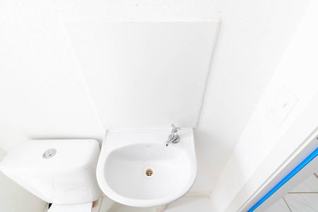 Apartamento para alugar com 48m², 2 quartos e sem vagaBanheiro
