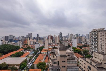 Apartamento à venda com 230m², 4 quartos e 3 vagasVaranda - Vista