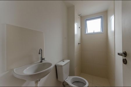 Apartamento à venda com 34m², 2 quartos e sem vaga Apartamento à venda com 34m², 2 quartos e sem vagaBanheiro