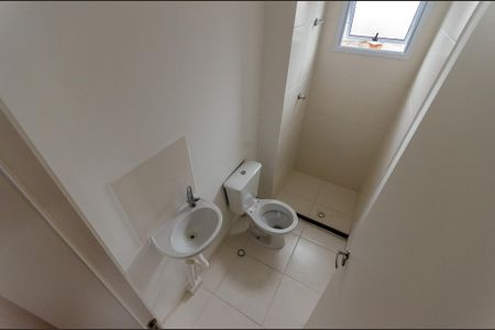 Apartamento à venda com 34m², 2 quartos e sem vaga Apartamento à venda com 34m², 2 quartos e sem vagaBanheiro