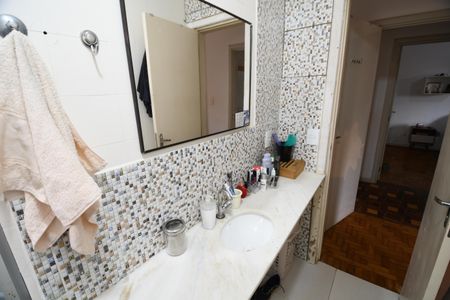 Casa para alugar com 663m², 3 quartos e 5 vagasBanheiro da Suíte 2