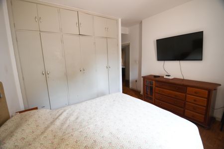 Casa para alugar com 663m², 3 quartos e 5 vagasSuíte 2