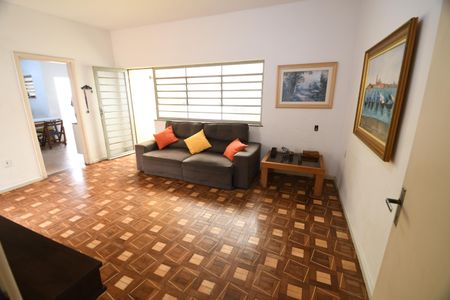 Sala de TV de casa para alugar com 3 quartos, 663m² em Jardim Chapadão, Campinas