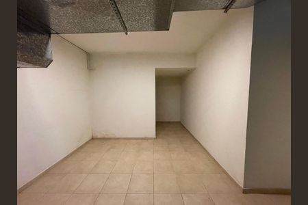 Casa de condomínio à venda com 872m², 6 quartos e 6 vagasDepósito