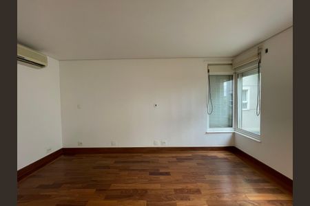 Casa de condomínio à venda com 872m², 6 quartos e 6 vagasSuíte 1