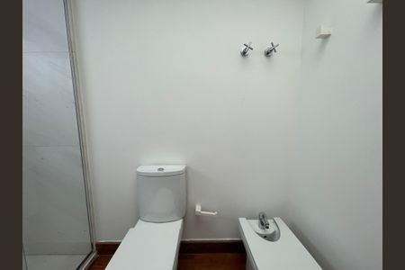 Casa de condomínio à venda com 872m², 6 quartos e 6 vagasBanheiro da Suíte 3