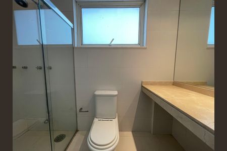 Casa de condomínio à venda com 872m², 6 quartos e 6 vagasBanheiro Social