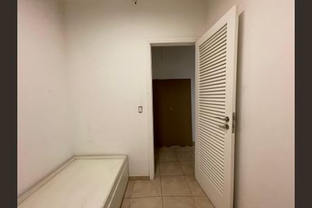 Casa de condomínio à venda com 872m², 6 quartos e 6 vagasQuarto de Serviço 3