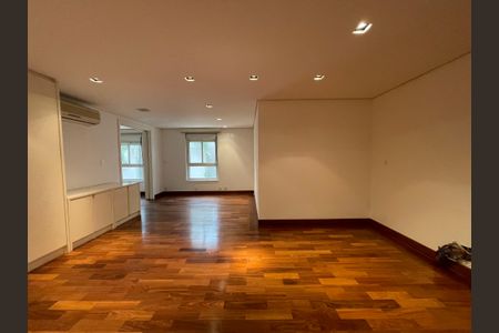 Casa de condomínio à venda com 872m², 6 quartos e 6 vagasSuíte 2