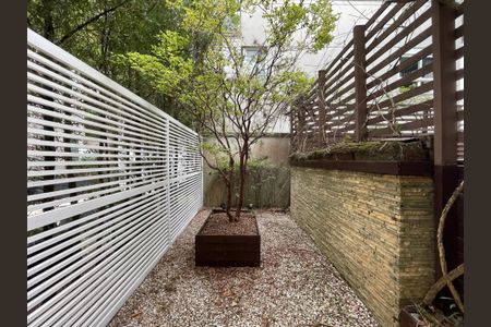 Casa de condomínio à venda com 872m², 6 quartos e 6 vagasJardim de inverno