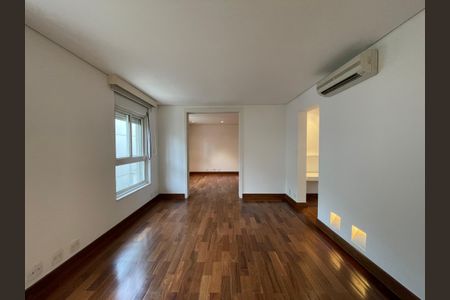 Casa de condomínio à venda com 872m², 6 quartos e 6 vagasSuíte 2