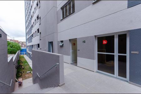 Apartamento à venda com 33m², 2 quartos e sem vaga Apartamento à venda com 33m², 2 quartos e sem vagaÁrea comum