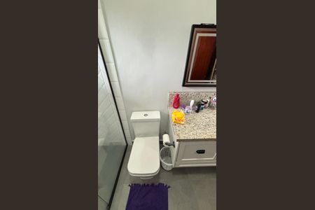 Casa à venda com 230m², 3 quartos e 5 vagasBanheiro da Suíte