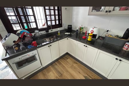 Casa à venda com 230m², 3 quartos e 5 vagasCozinha