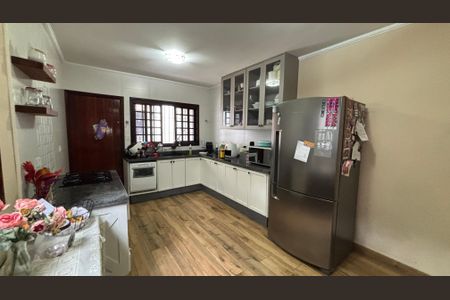 Casa à venda com 230m², 3 quartos e 5 vagasCozinha