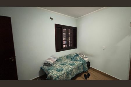 Casa à venda com 230m², 3 quartos e 5 vagasQuarto