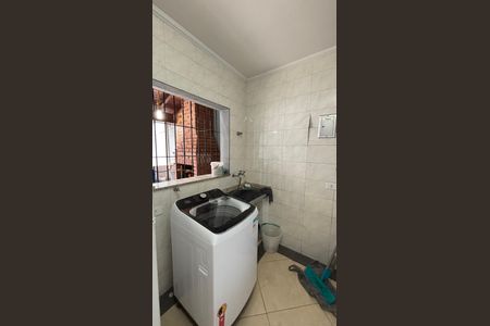 Casa à venda com 230m², 3 quartos e 5 vagasÁrea de Serviço