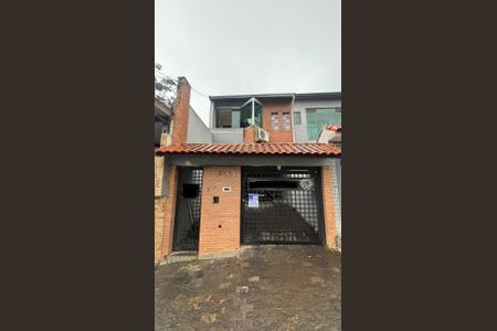 Casa à venda com 230m², 3 quartos e 5 vagasFachada