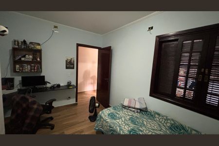 Casa à venda com 230m², 3 quartos e 5 vagasQuarto