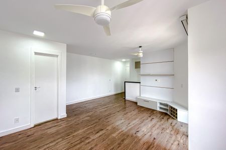 Apartamento à venda com 55m², 1 quarto e 1 vaga Apartamento à venda com 55m², 1 quarto e 1 vagaSala