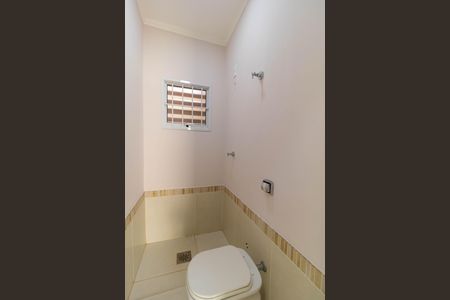 Casa à venda com 264m², 4 quartos e 1 vagaBanheiro 2