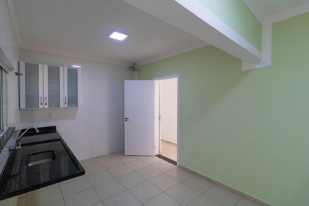 Casa à venda com 264m², 4 quartos e 1 vagaCozinha