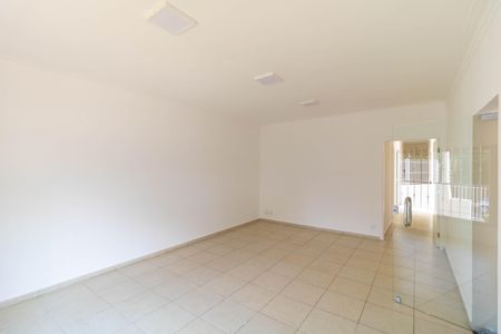 Casa à venda com 264m², 4 quartos e 1 vagaSala 