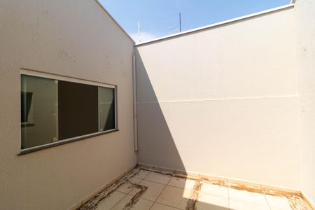 Casa à venda com 264m², 4 quartos e 1 vagaÁrea Externa