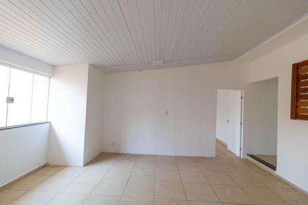 Casa à venda com 264m², 4 quartos e 1 vagaEdícula