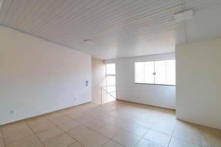 Casa à venda com 264m², 4 quartos e 1 vagaEdícula