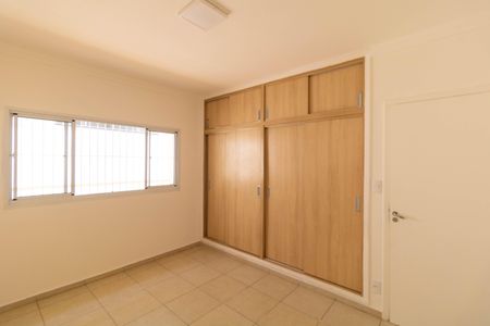 Casa à venda com 264m², 4 quartos e 1 vagaQuarto 3