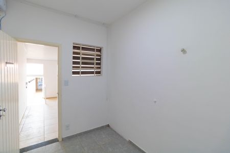 Casa à venda com 264m², 4 quartos e 1 vagaEdícula