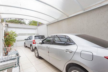 Casa à venda com 100m², 3 quartos e 2 vagasGaragem