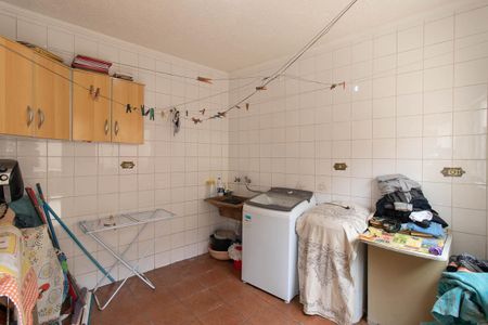 Casa para alugar com 244m², 4 quartos e 5 vagasÁrea de Serviço