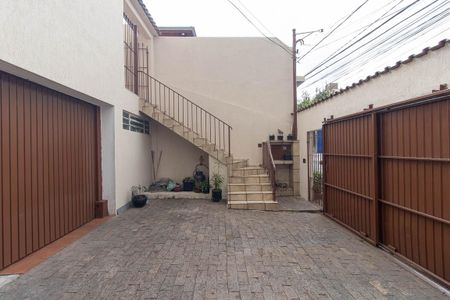 Casa para alugar com 244m², 4 quartos e 5 vagasGaragem